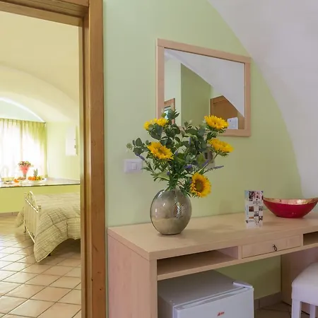 Le Dimore Dei Messapi Bed & Breakfast Ugento