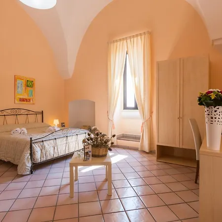 Bed & Breakfast Le Dimore Dei Messapi 4*
