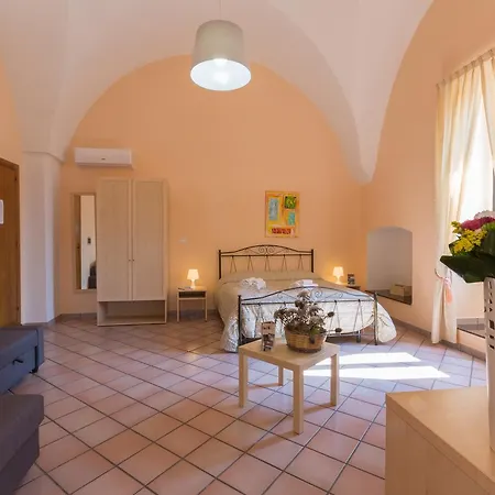 Le Dimore Dei Messapi Bed & Breakfast Ugento